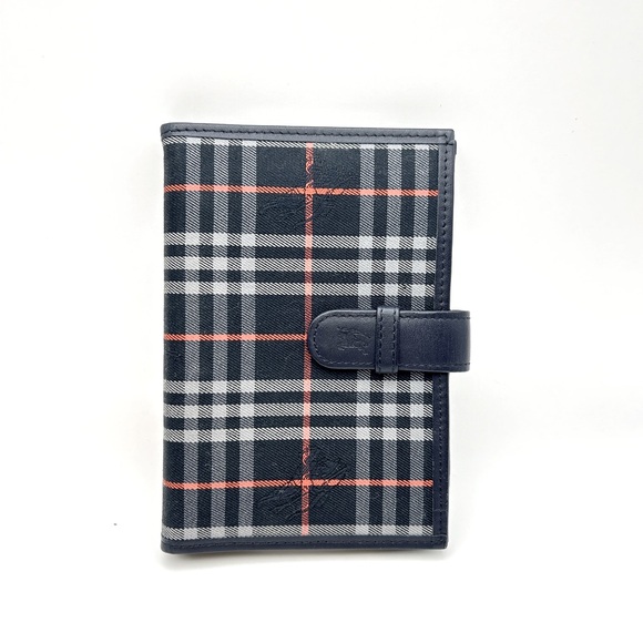 Authentic Burberry Nova Check Agenda in Blue - Picture 1 of 8
